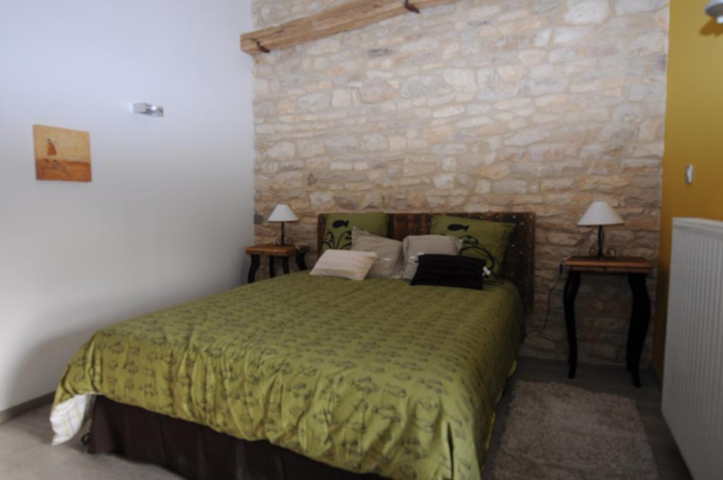 Le Clos De Fernande Corcelles-les-Arts Quarto foto